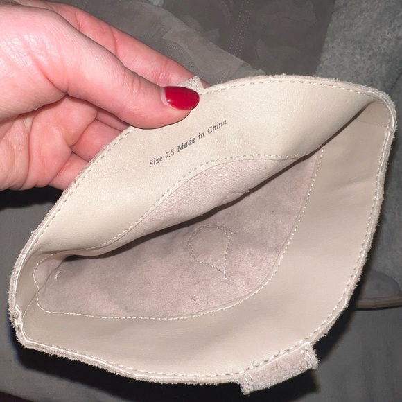 Dolce Vita suede cowboy boots! - Picture 5 of 5